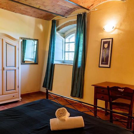 Villa Le Beringhe - Wine Pool & Relax 埃尔萨谷口村 外观 照片
