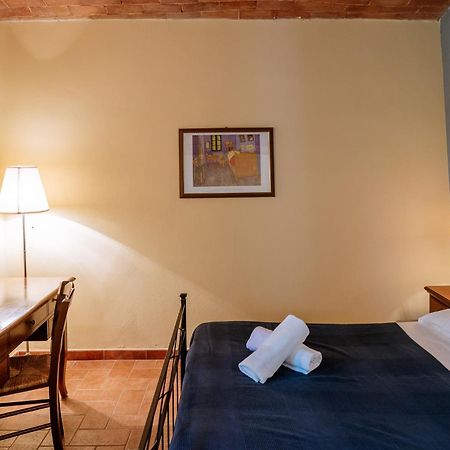 Villa Le Beringhe - Wine Pool & Relax 埃尔萨谷口村 外观 照片