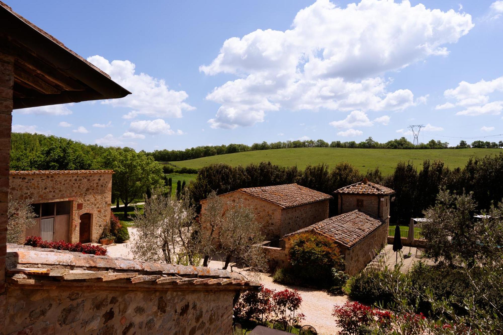 Villa Le Beringhe - Wine Pool & Relax 埃尔萨谷口村 外观 照片