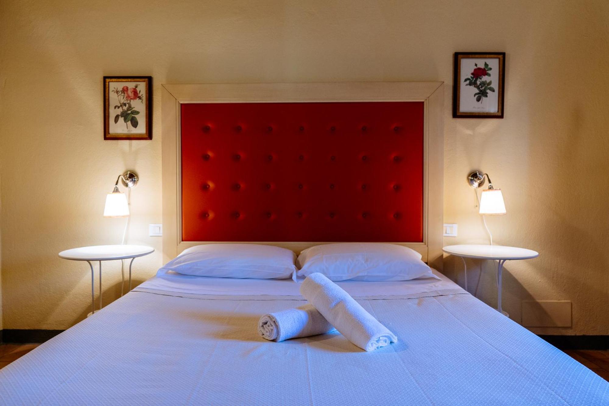 Villa Le Beringhe - Wine Pool & Relax 埃尔萨谷口村 外观 照片